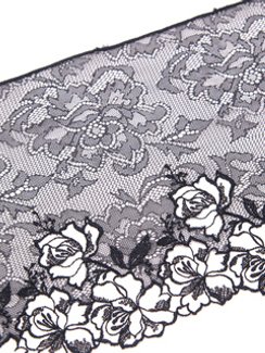 05-123 Вышивка на неэл. сетке 18 см, черный (левая)