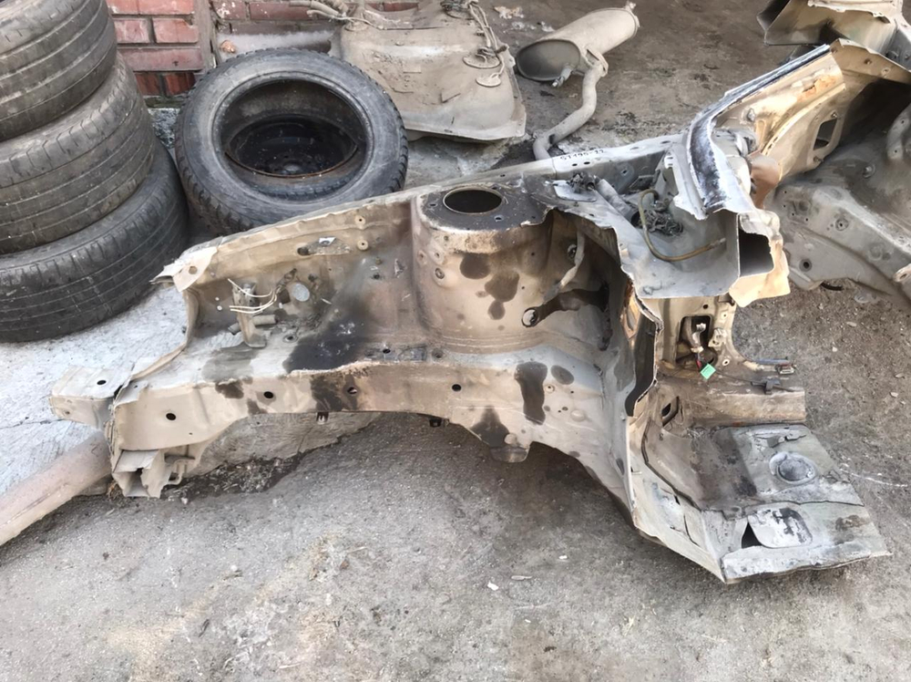 Лонжерон передний правый TOYOTA CORONA 1993