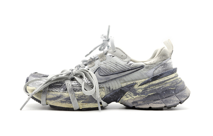Кроссовки Nike V2K Run Runtekk "Summit White Metallic Silver" (Женская размерная сетка)