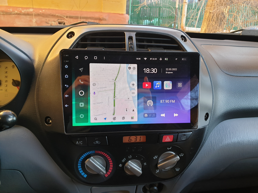 Магнитола для Toyota RAV4 2 2000-2003 - Teyes CC3 монитор 9" QLED на Android 10, ТОП процессор, 4Гб+32Гб, CarPlay, 4G SIM-слот