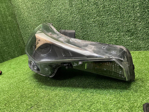 Фара правая Hyundai Elantra 7 CN7 (20-23) галоген