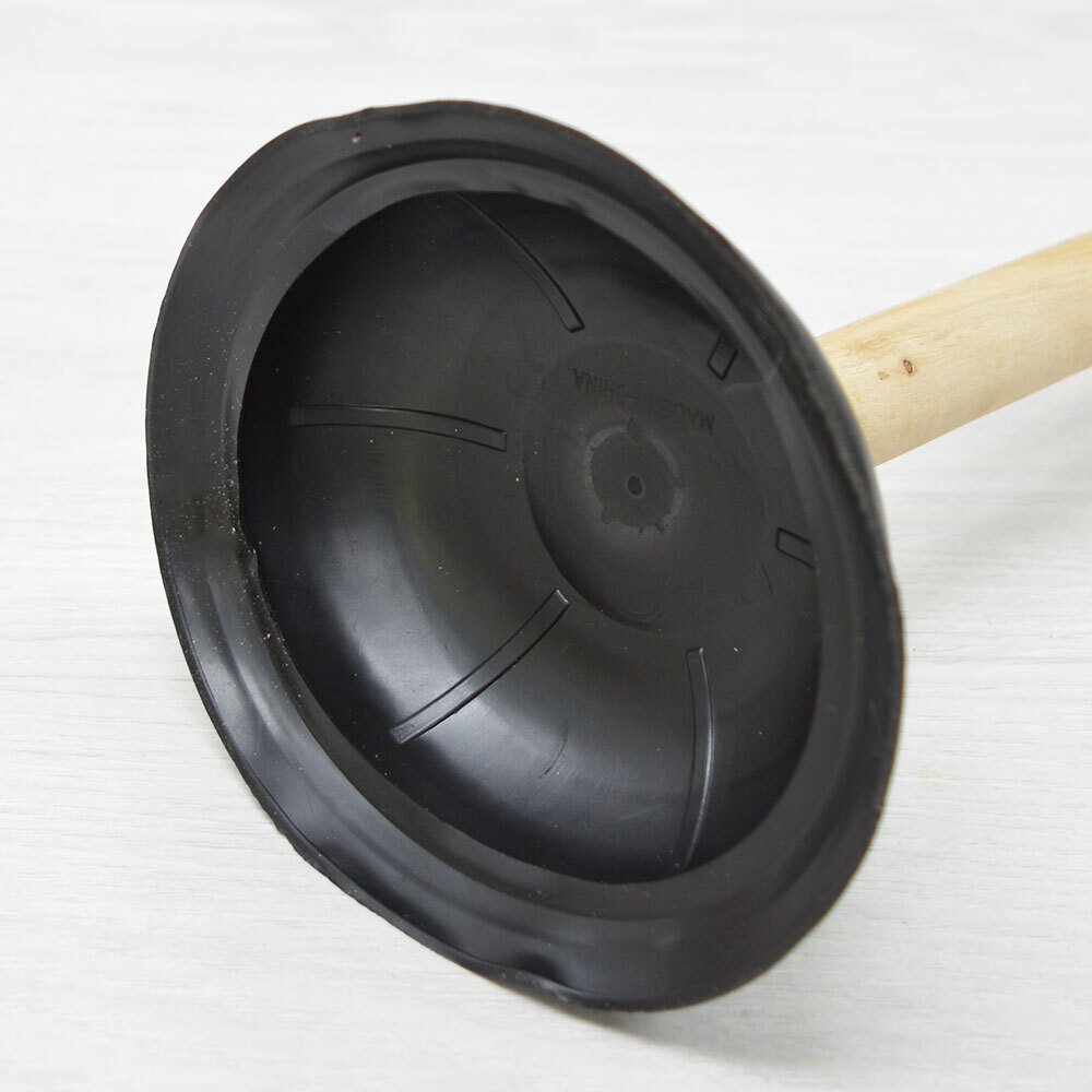 Вантуз 46,5см d13см с деревянной ручкой