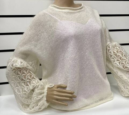 Джемпер с ажурными рукавами НК218-02 экрю