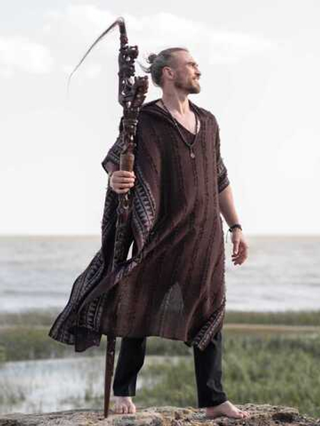 Накидка-пончо с капюшоном Tribal (коричневая)