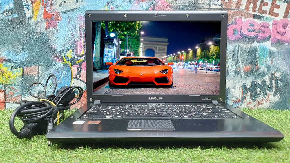 Ноутбук Samsung 4Gb