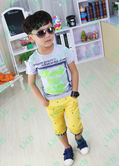 Футболка детская однотонная с надписями