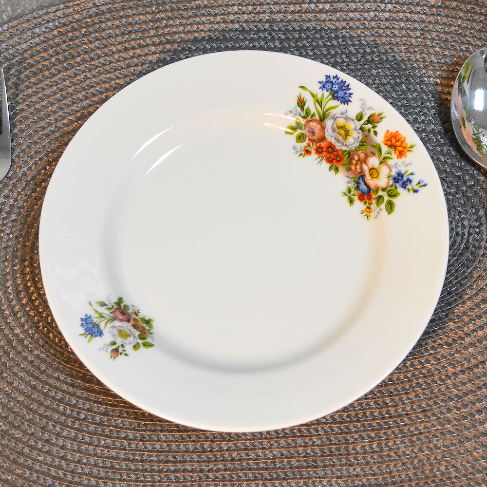 Тарелка 200мм мелкая форма Идиллия Букет цветов