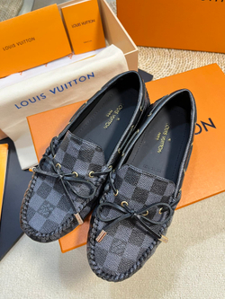Louis Vuitton Mocassin