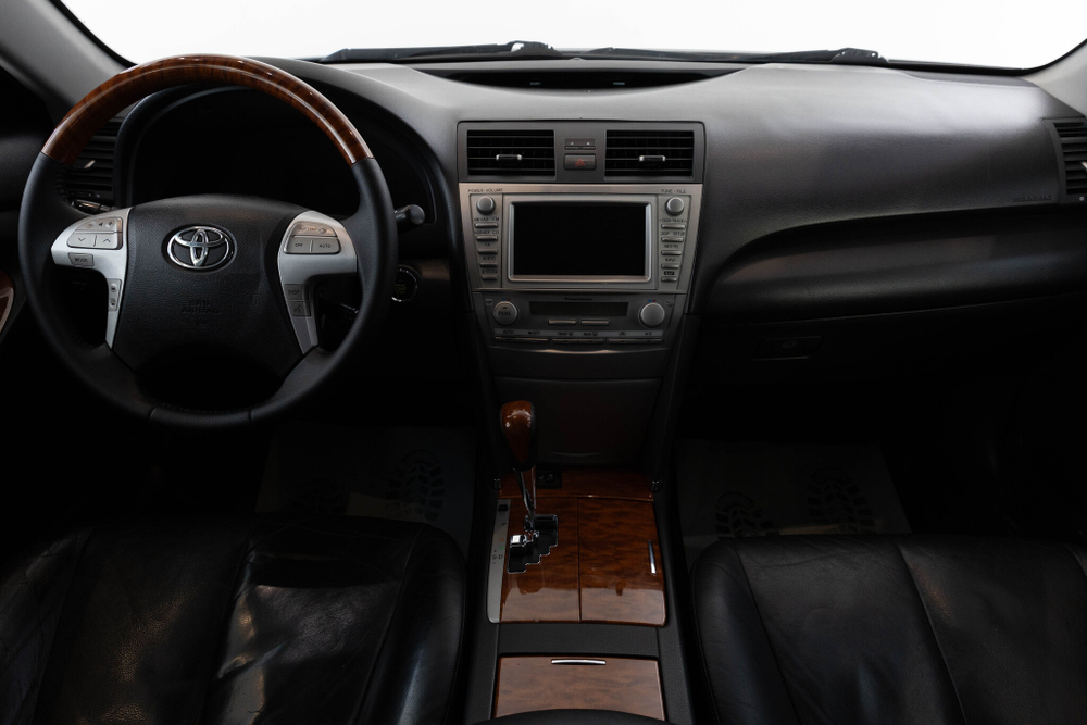 Toyota Camry, 2011 год