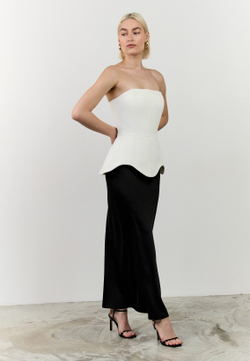 Топ-баска фигурный