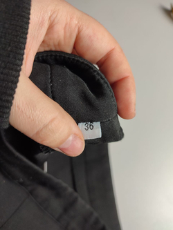 Брюки для лаконичного образа, маркировка 36, визуально на 42 размер