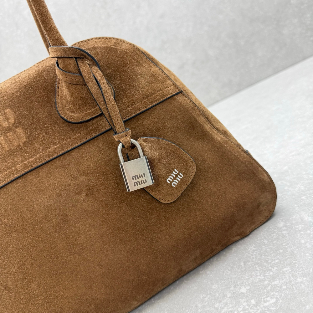 Miu Miu Vivant Bag 40 cm