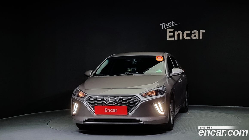 Hyundai The New Ionic Hybrid 1.6 HEV (09.2019)