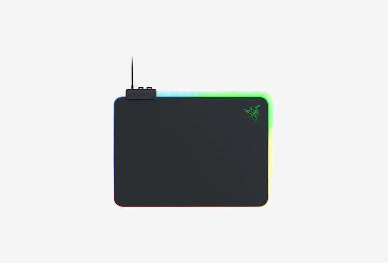 Коврик для мыши Razer большой Goliathus Chroma