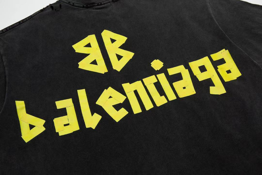 Футболка Balenciaga