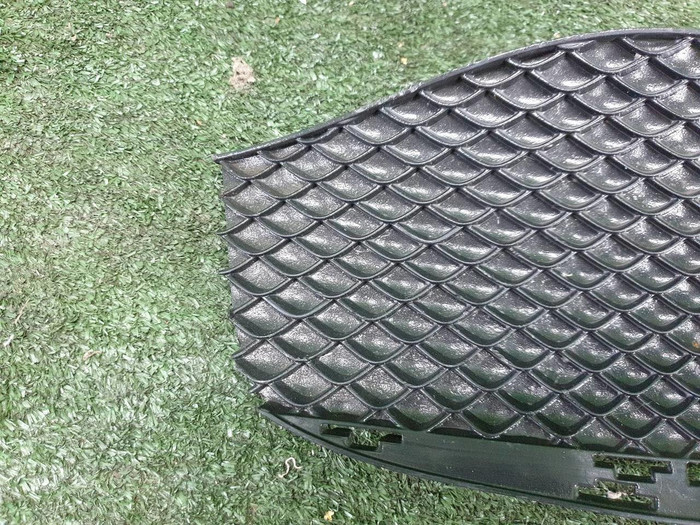 Решетка переднего бампера правая Mercedes E W213 (2016-2021)