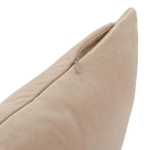 Чехол на подушку из хлопкового бархата бежевого цвета из коллекции essential, 30х50 см