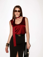 Топ с глубоким вырезом из натурального шелка с шарфиком