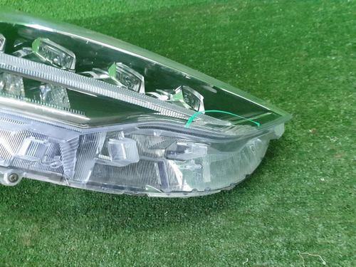 Битая Фара правая Haval Jolion (2021-н.в.) LED