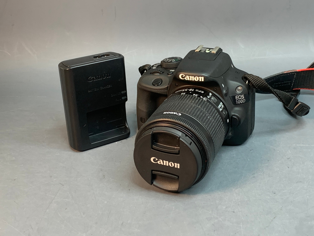 Canon EOS 100D Kit EF-S 18-55mm F3.5-5.6 IS STM 13.815 кадров