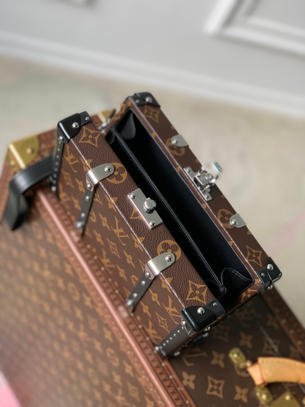 Louis Vuitton Wallet Trunk