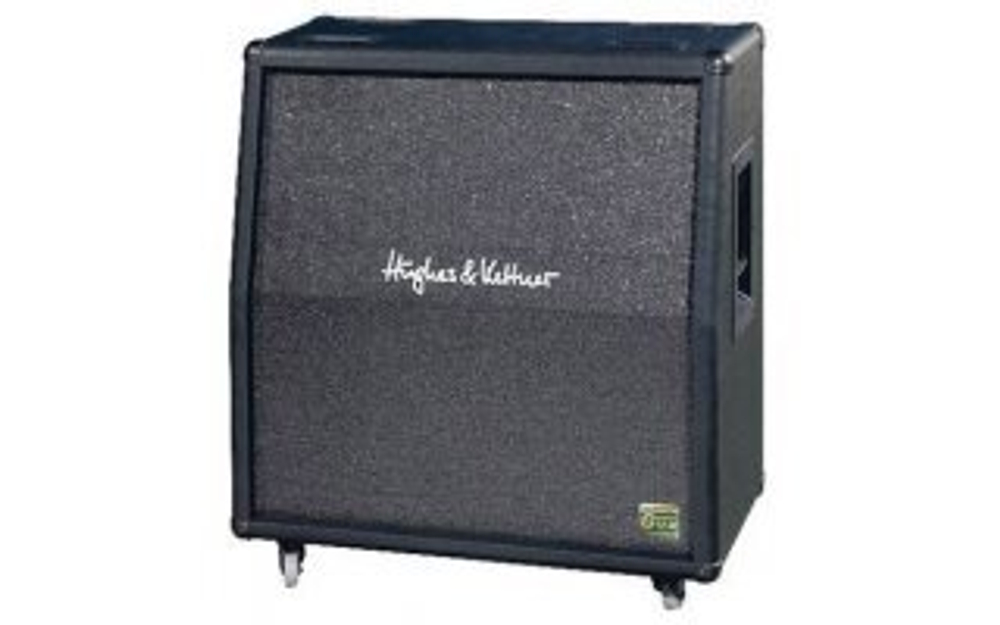 HUGHES&KETTNER VC 412 A 30 гитарный кабинет, скошенный, 4x12'' Celestion Vintage 30, моно:4/16 Ом, стерео: 2x8 Ом, 240 Вт, 750 x 750 x 360 мм, 41 кг.