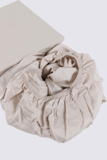 Сатиновая простынь на резинке EcoCotton 120х200 | бежевая