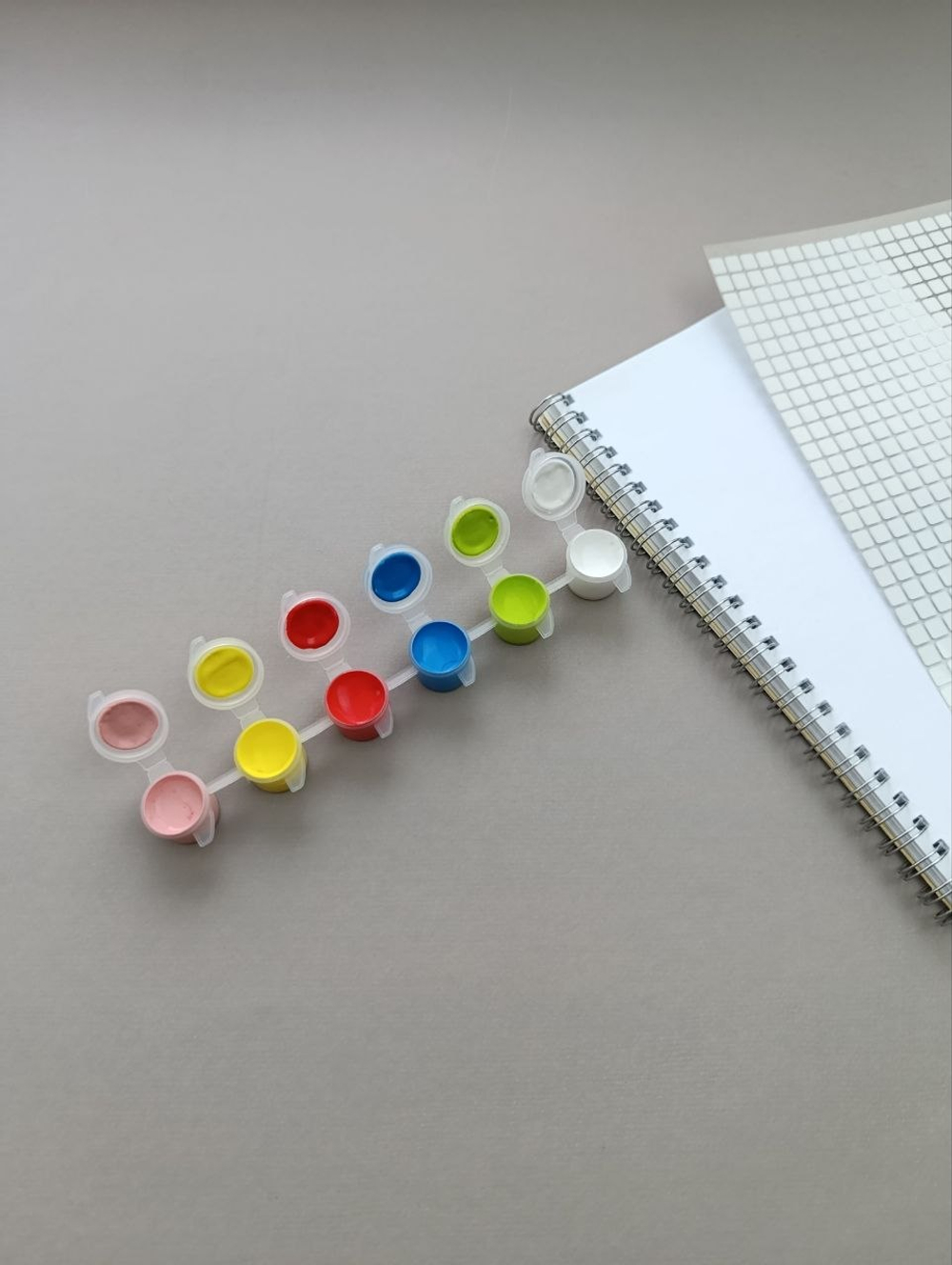 Краски акриловые 3мл*6 цветов в спайке (арт. K108) морозостойкие