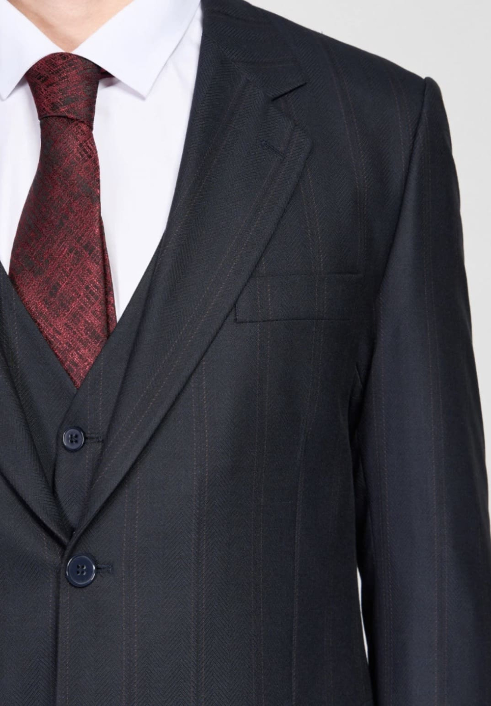 Мужской костюм тройка в полоску (синий) В77