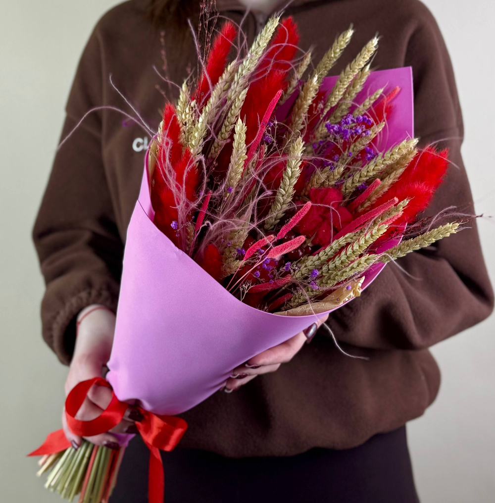 БУКЕТ ИЗ СУХОЦВЕТОВ "КРАСНЫЙ БАРХАТ"