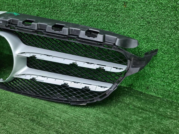 Решетка радиатора Mercedes C W205 (2014-2018)