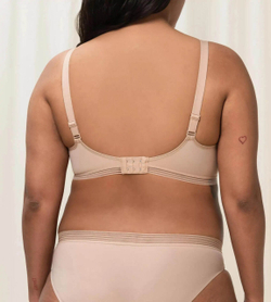 Бюстгальтер Минимайзер Triumph Infinite Sensation W01