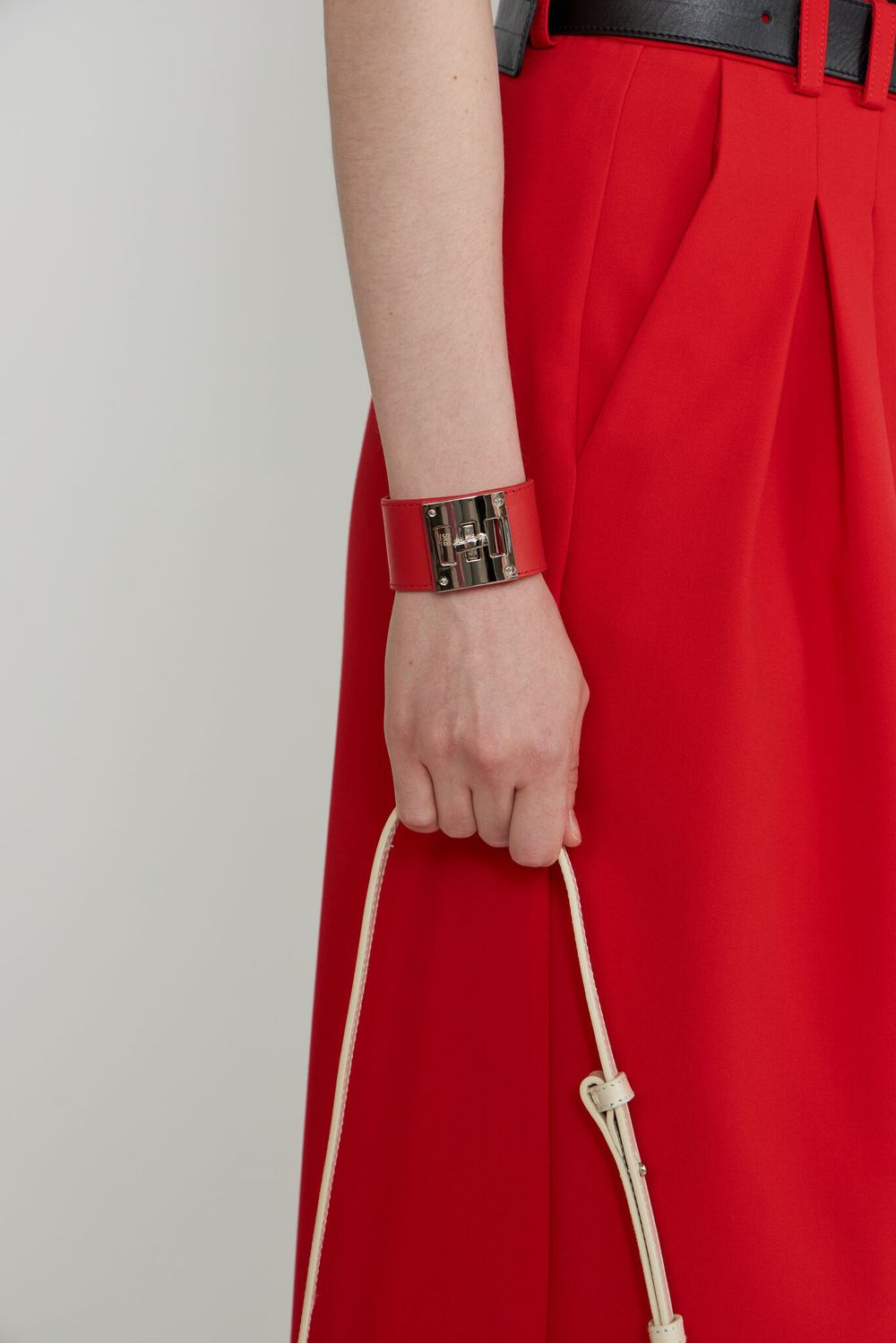 MISTRESS БРАСЛЕТ 14 RED