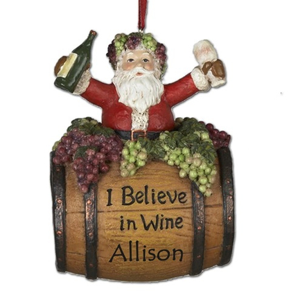 Дед Мороз на бочке с вином