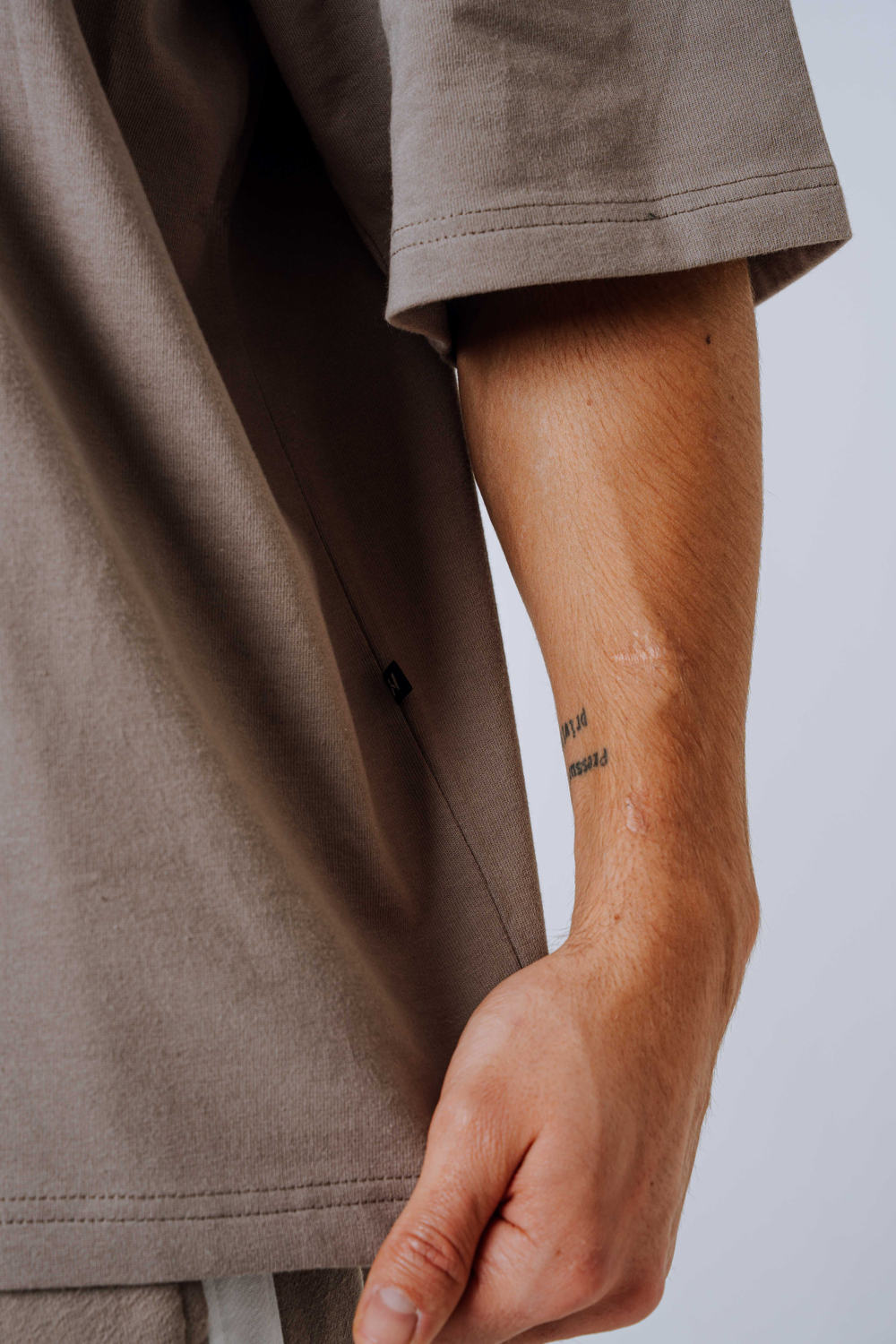 Футболка Oversized Tee POWER 898 LIGHT BROWN ASH