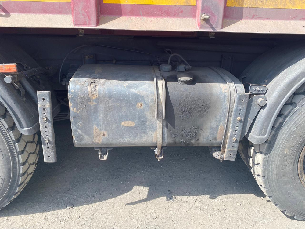 КамАЗ 65801 8x4 Самосвал 65801-T5 (Дизельный, 12,0 л, 428 л.с., МТ)