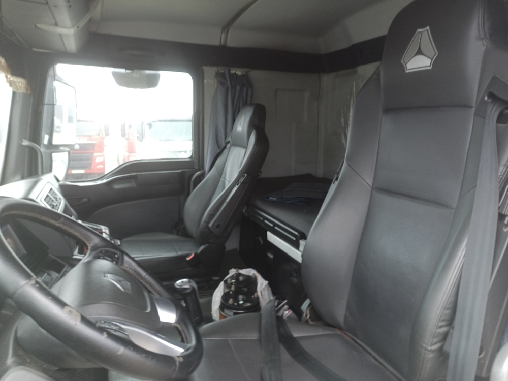 SITRAK C7H 4x2 Седельный тягач ZZ4186V361HE (Дизельный, 12,4 л, 480 л.с., АТ)