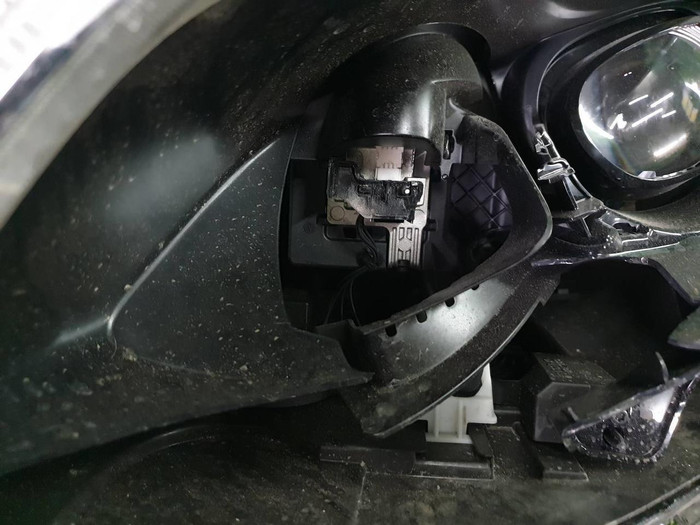 Битая Фара левая Mercedes GLC X253 (2015-2019) LED