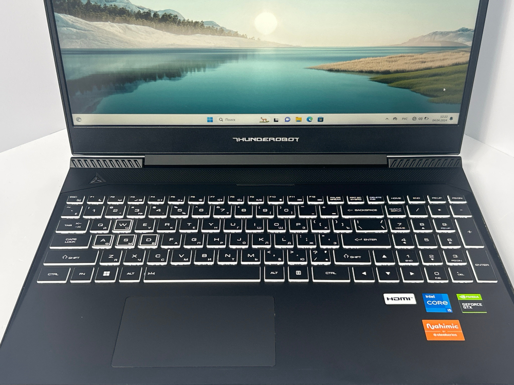 Ноутбук игровой Thunderobot 911 Air D 15.6"/Intel Core i5 11260H 2.6 ГГц/RAM 8GB/SSD 256GB/GeForce GTX 1650 4GB/1920*1080/IPS/DOS/Подсветка кл-ры: LED/черный. Состояние: B1