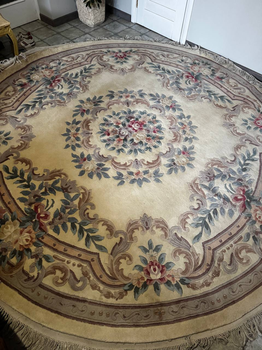 Круглый винтажный ковёр