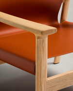 Кресло Jan из переработанной кожи светло-коричневого цвета и ясеня в натуральном цвете