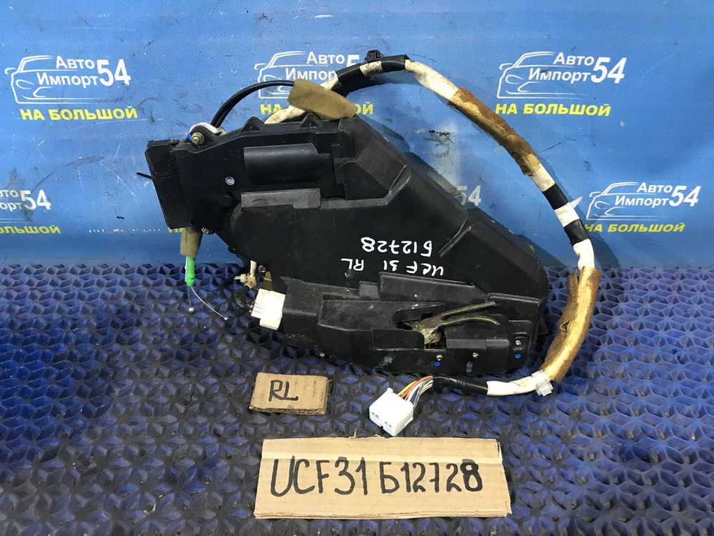 Замок двери задней левой TOYOTA CELSIOR 2000-2006