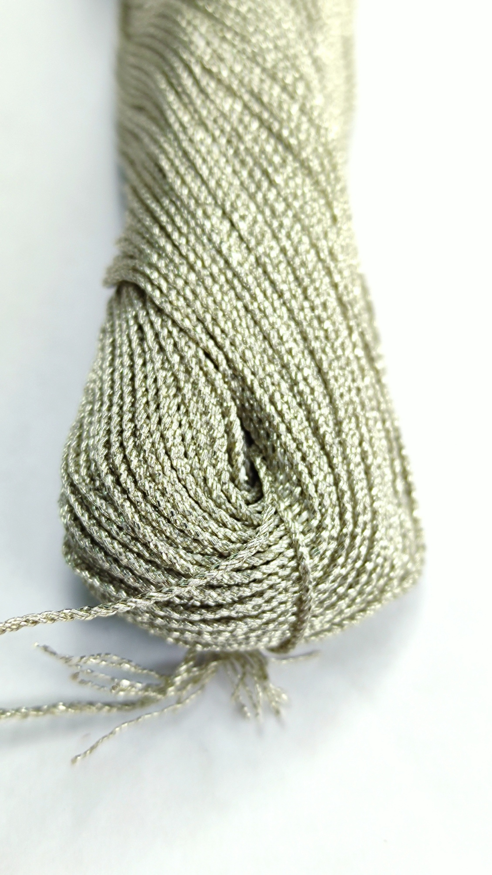 Шнур золото зеленое 6 сложений 0,8мм