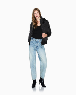 Пуховик женский ARMANI EXCHANGE