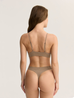 Бесшовные трусы стринги со средней посадкой