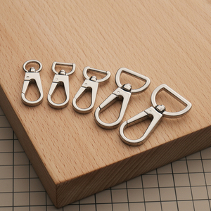 Карабин для плечевого ремня, цвет серебро