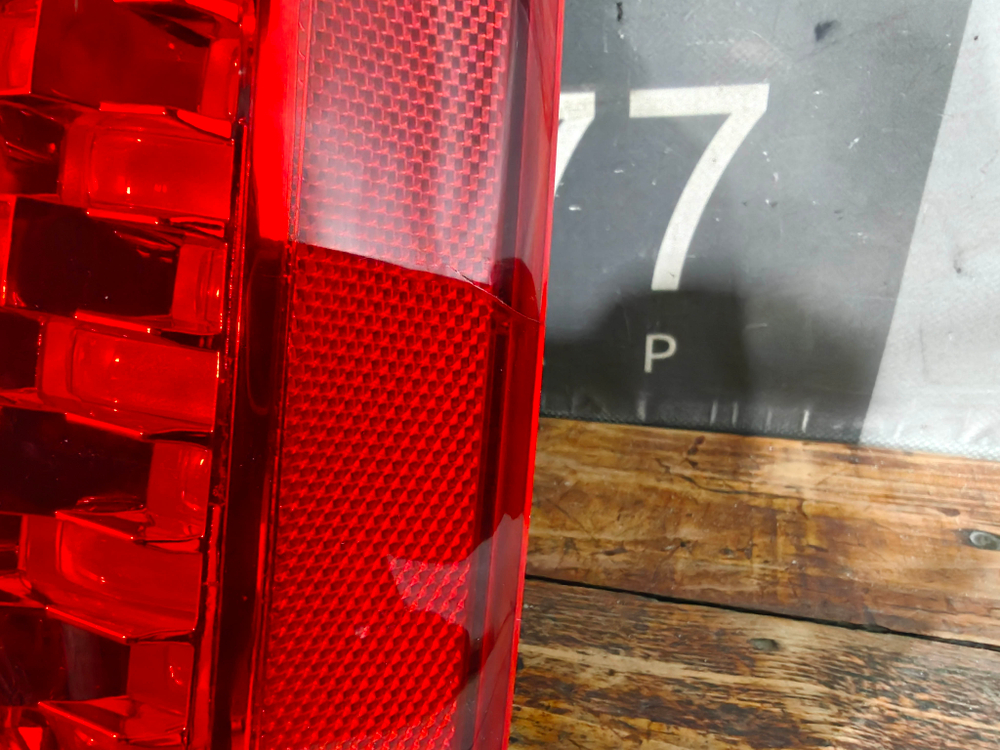 Фонарь задний правый Kia Sorento 2 (XM) 09-12 Б/У Оригинал 924022P020