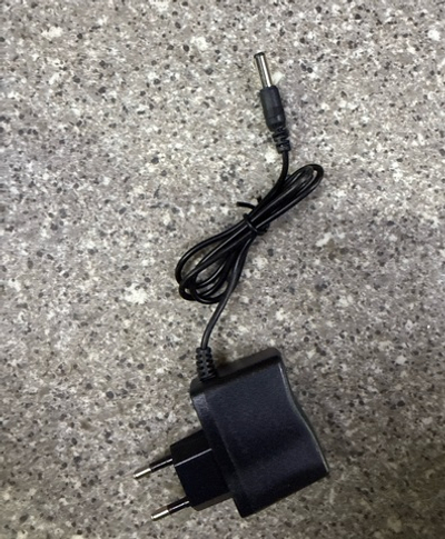 блок зарядка на 006 коногонка