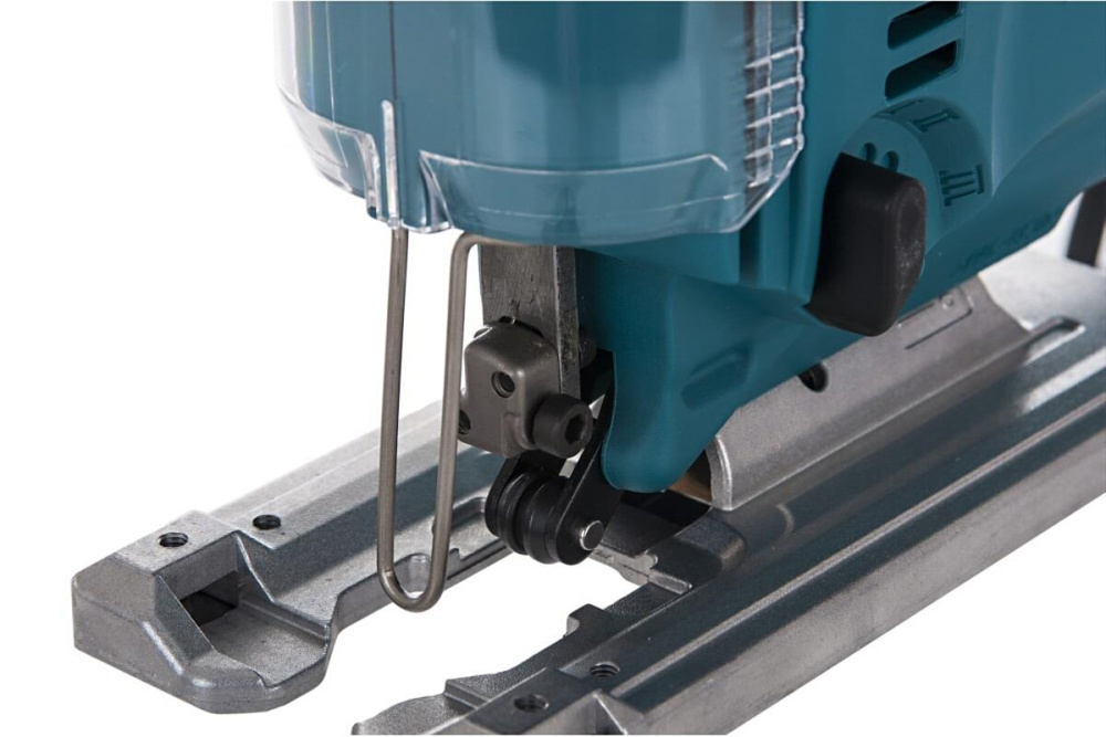 Лобзик,в\рук,450Вт,500-3100об\м,ход-18мм,рез-65мм,1.9кг,маятн,чем,набор A-86898 Makita 4329KX1