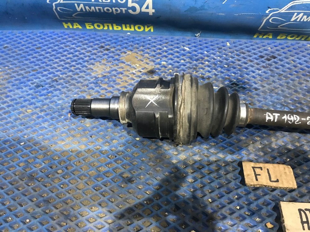 Привод передний левый TOYOTA CARINA 1994